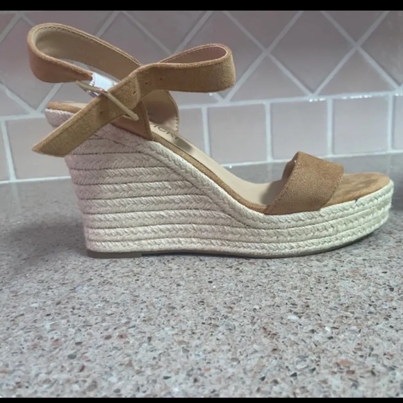 Very nice pair of wedges made by Vicki Vicki - Picture 2 of 5